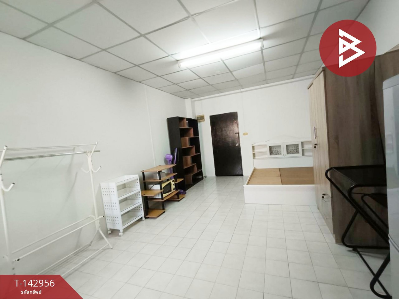 Condo for sale Thanommit Park 1 Lat Phrao (Thanommit Park1) with tenant. Condo for sale Thanommit Park 1 Lat Phrao (Thanommit Park1) with tenant.