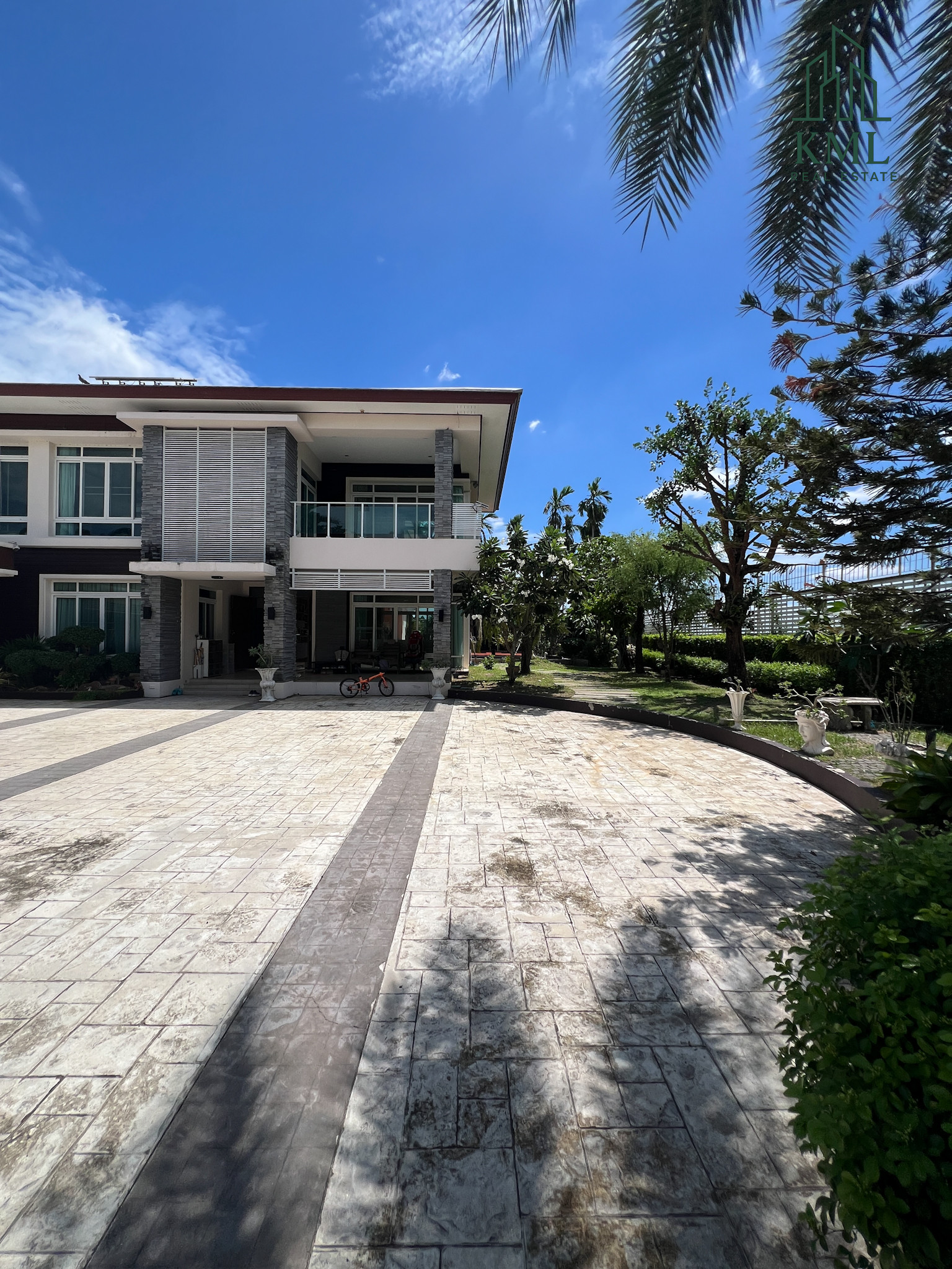 บ้านหรูติดสนามกอล์ฟ ธัญธานีคลอง5 550ตรม. 5นอน6น้ำ ใหญ่หรูเป็นส่วนตัว – รูปที่ 3
