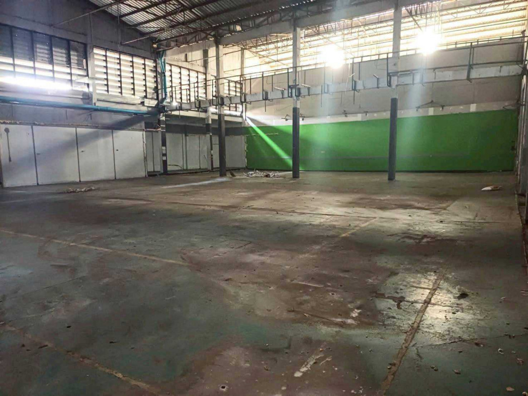 Warehouse for sale in a prime location on Theparak Road. In good condition and ready for use. 1500 sq m, 3 rai 75 sq wa. – รูปที่ 3