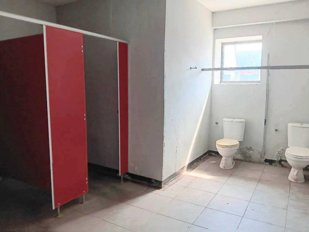 Warehouse for sale in a prime location on Theparak Road. In good condition and ready for use. 1500 sq m, 3 rai 75 sq wa. – รูปที่ 4
