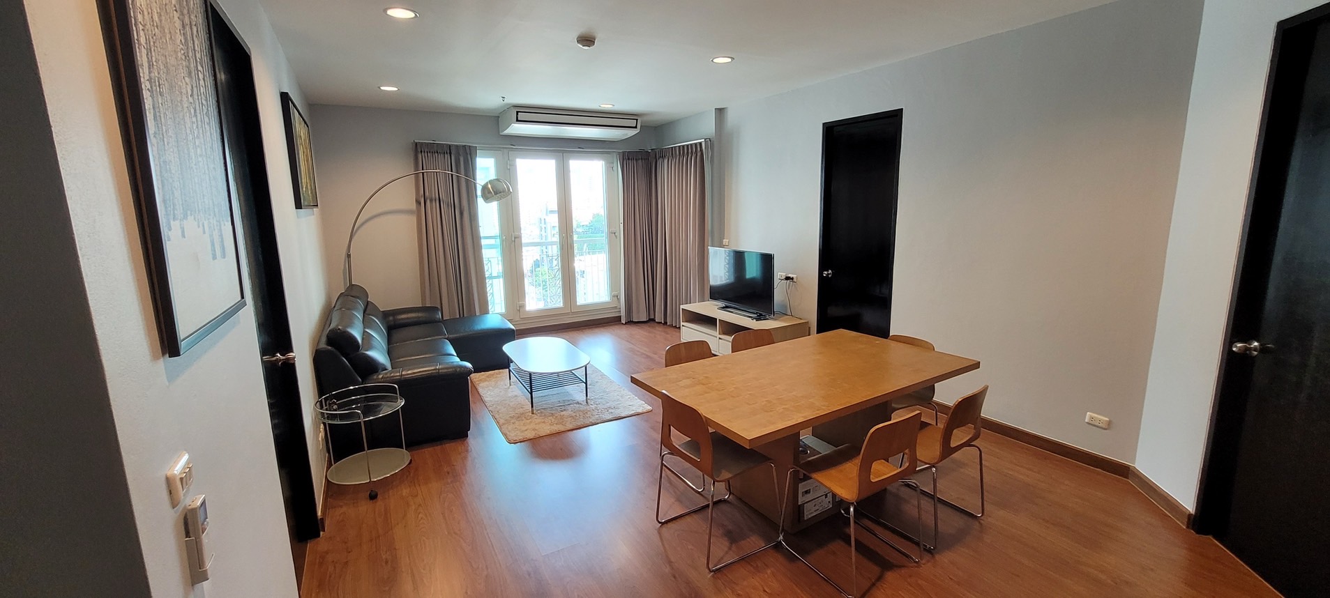 ขาย Citi Smart Sukhumvit 18 3 นอน 114.36 ตร.ม. ใกล้ BTS อโศก 15 ล้าน 0642748883