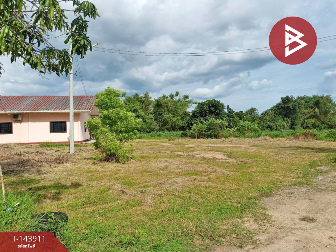 Land for sale with buildings, area 4 rai 1 ngan 8 square wah, Pranburi, Prachuap Khiri Khan, near the sea. Land for sale with buildings, area 4 rai 1 ngan 8 square wah, Pranburi, Prachuap Khiri Khan, near the sea.
