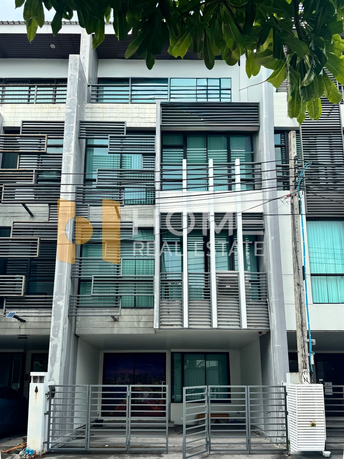 Townhouse Nirvana @ Work Rama9 - Ramkamhang / 2 Bedrooms (SALE WITH TENANT) BZD228