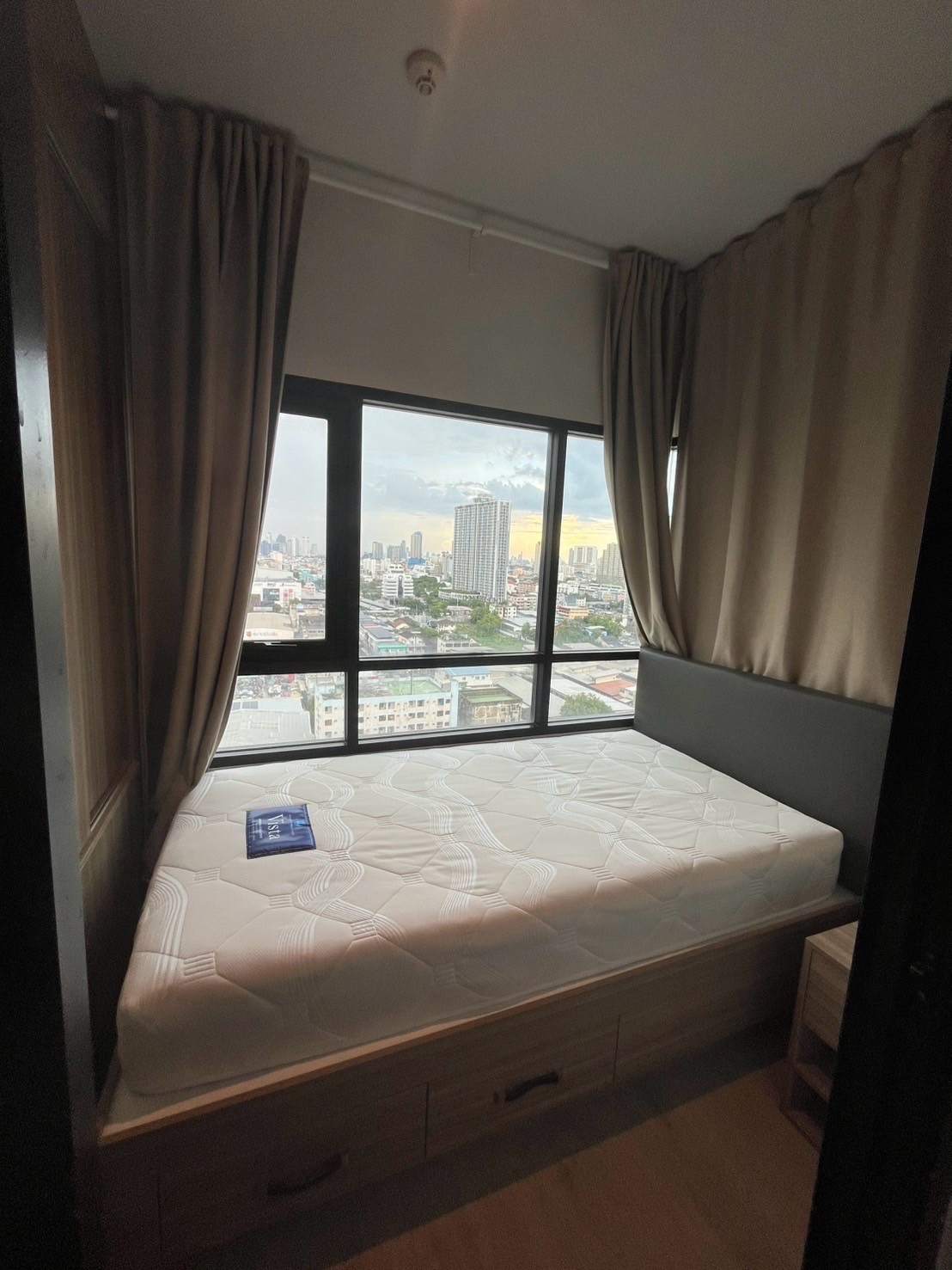 For rent Altitude Unicorn Sathorn-Thraphra ☎️ 0912322009 For rent Altitude Unicorn Sathorn-Thraphra ☎️ 0912322009