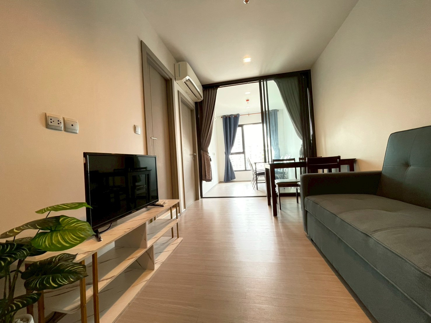 For rent! Life Asoke-Rama 9 | 1 Bedroom Plus 40 sq m. | Fully furnished, ready to move in.