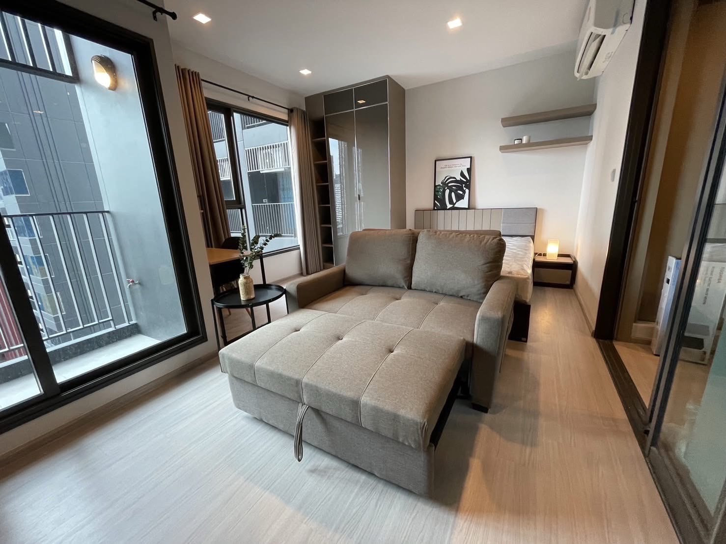 🔥Rent at Life Asoke Rama9 🔥Studio /  1 🔥 18,500 🔥28sqm 🔥Floor32