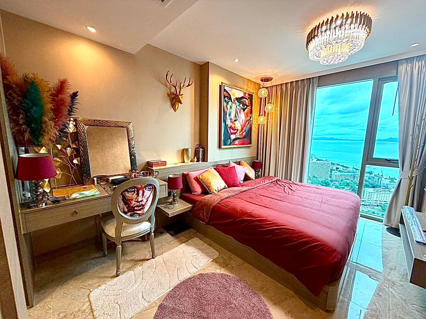For Sale The Riviera Ocean Drive. 2 bedroom (S03-2702(S)) For Sale The Riviera Ocean Drive. 2 bedroom (S03-2702(S))