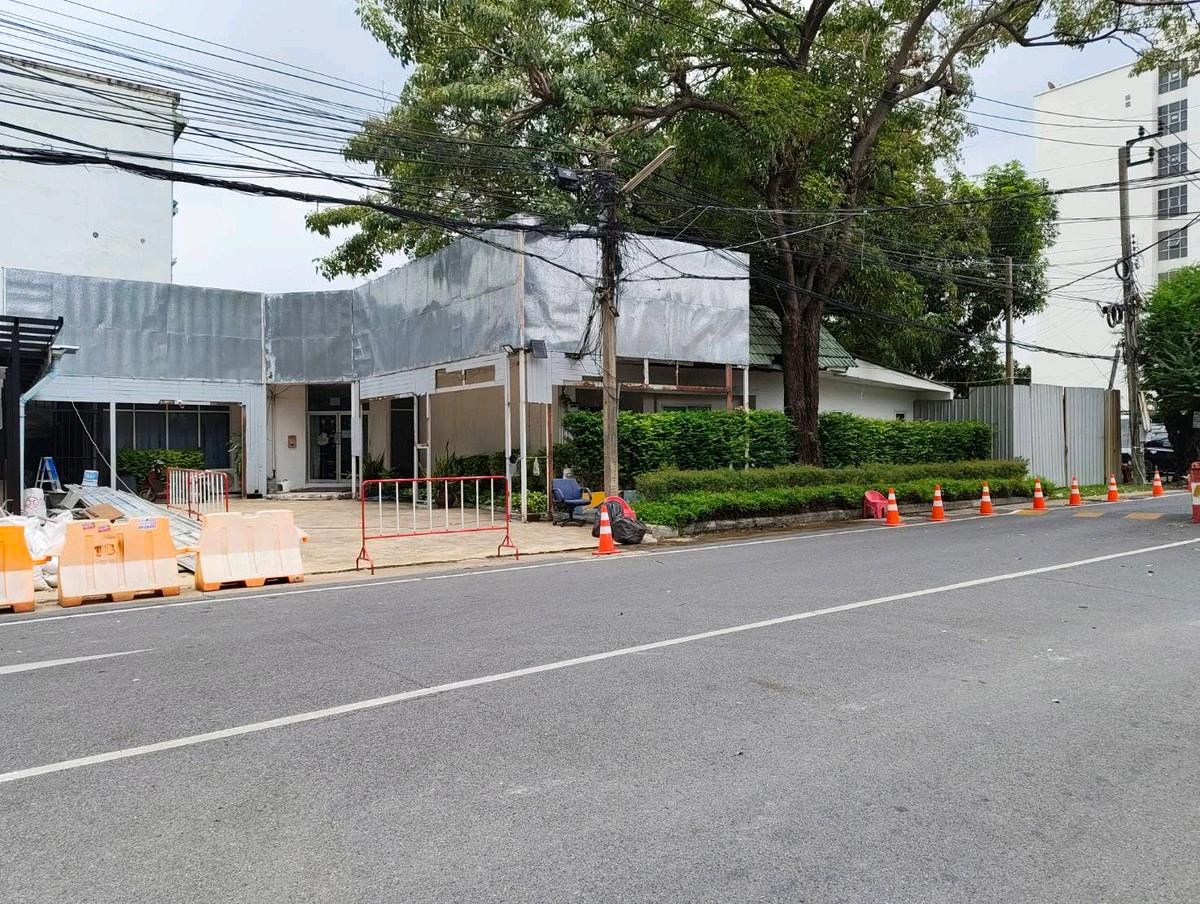 🏢 ให้เช่า Commercial Compound ใจกลางวิภาวดี–จตุจักร | พื้นที่ 400 ตร.ม. | จอดรถจำนวนมาก | เหมาะสำนักงานใหญ่ คลินิก โชว์รูม – รูปที่ 4