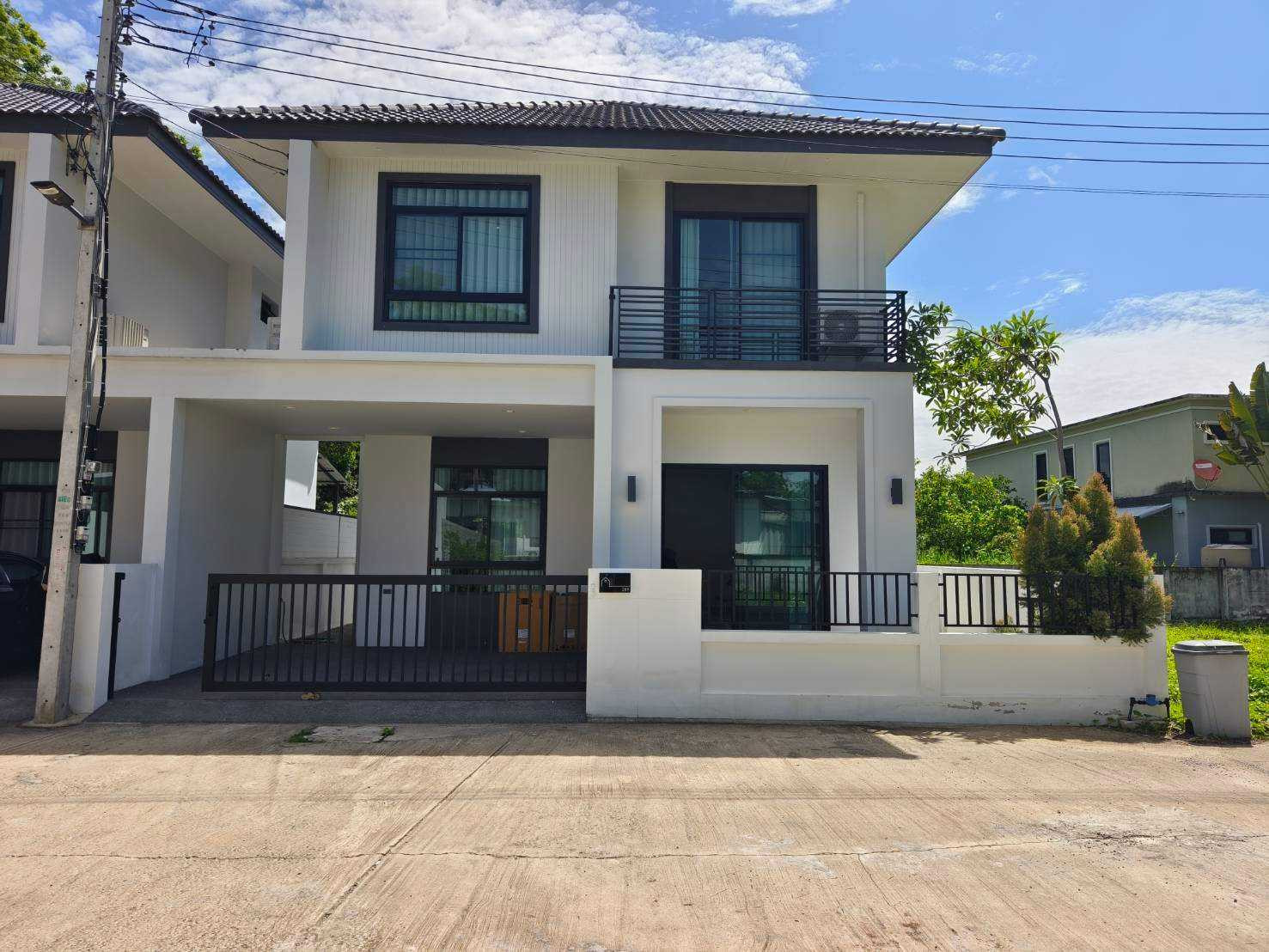 บ้านให้เช่า 3ห้องนอน โซนหางดง กาดฝรั่ง รับสัตว์เลี้ยง บ้านให้เช่า 3ห้องนอน โซนหางดง กาดฝรั่ง รับสัตว์เลี้ยง
