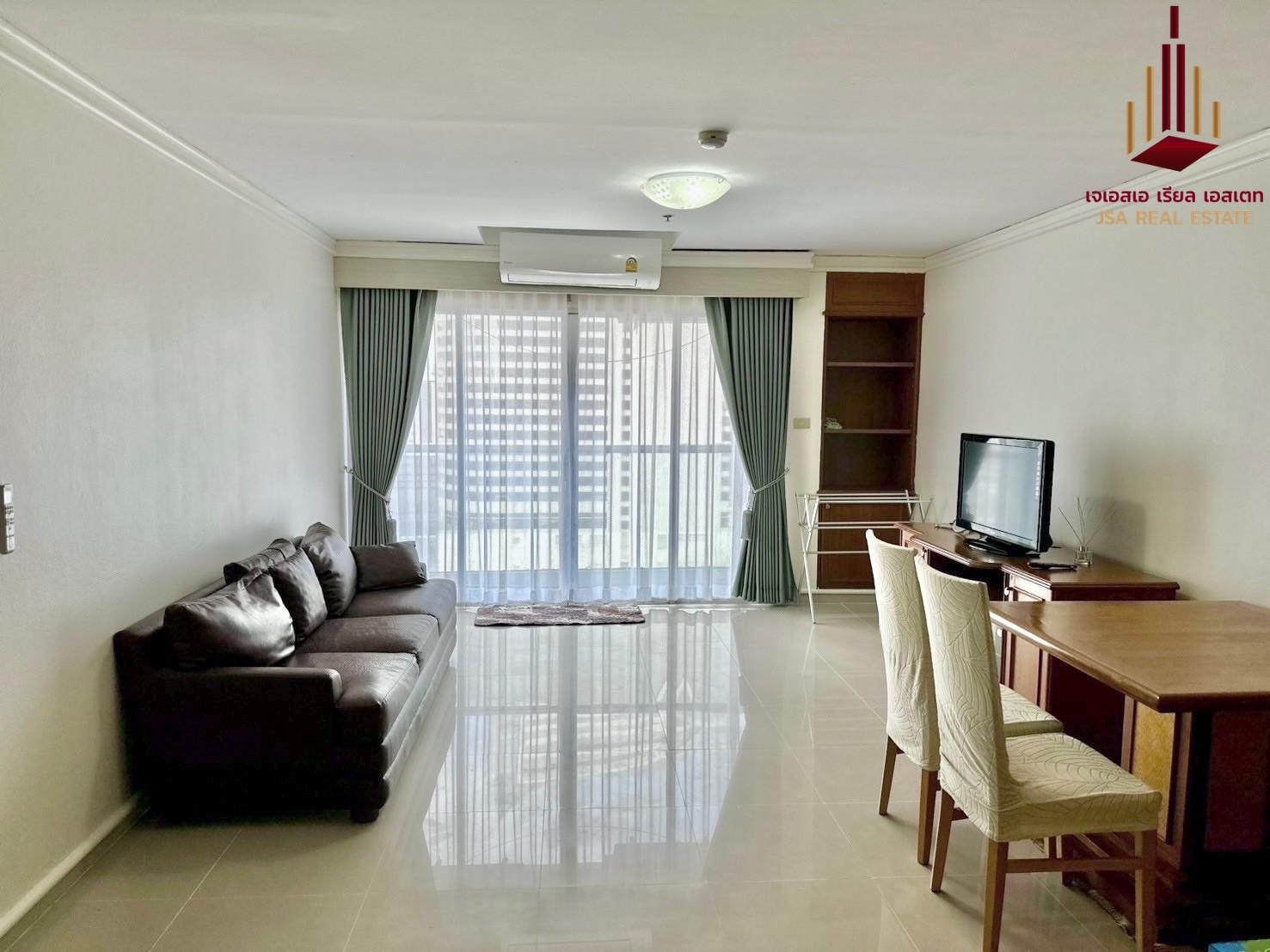 ✨ ขาย Silom Suite  ✨ ราคา 💰4,800,000   บาท