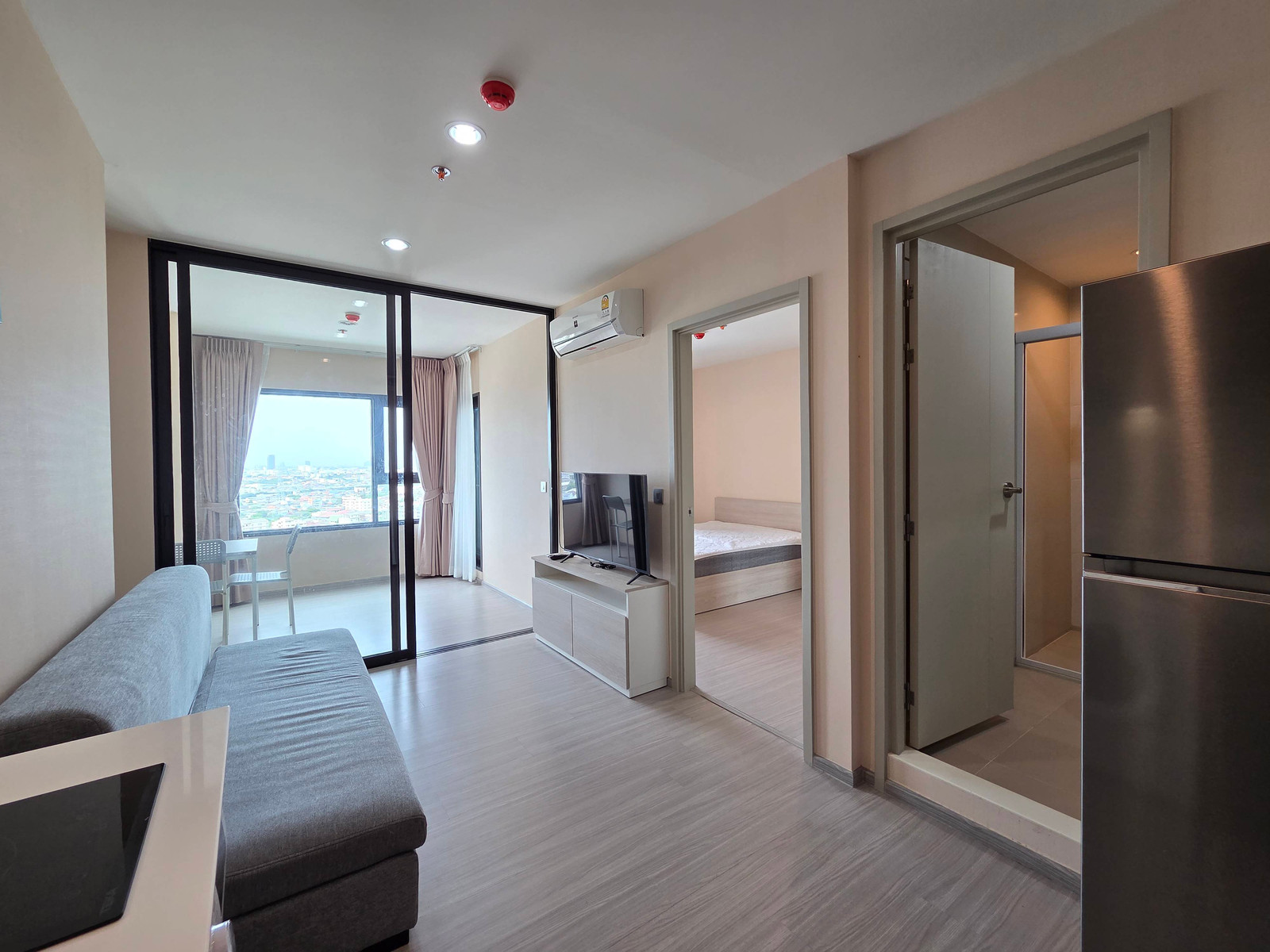 PFD-08607 Condo for rent, Aspire Erawan Prime, beautiful room, city view, near BTS Pu Chao, just a few minutes 🚈✨ PFD-08607 Condo for rent, Aspire Erawan Prime, beautiful room, city view, near BTS Pu Chao, just a few minutes 🚈✨
