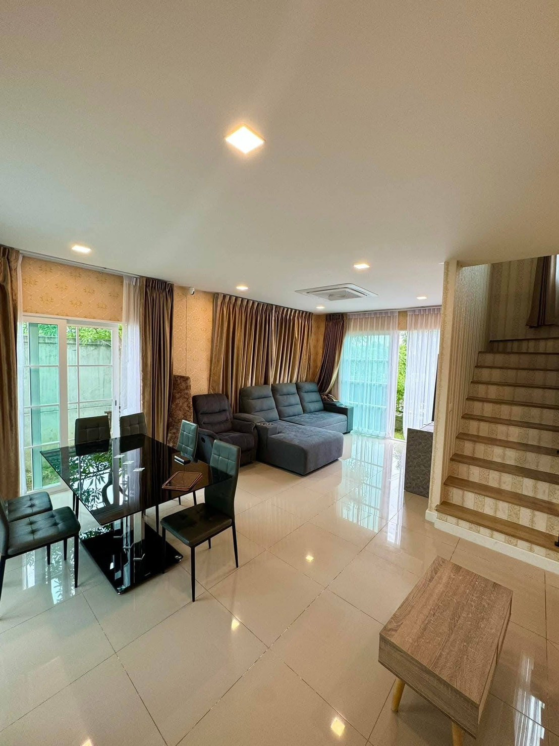🏡✨ บ้านเดี่ยวให้เช่า โครงการ Prestige Future – Rangsit 4 ห้องนอน 3 ห้องน้ำ พร้อมเฟอร์นิเจอร์ครบชุด ทำเลศักยภาพ ใกล้ Future Park Rangsit🐶🐱 สามารถเลี้ยงสัตว์ได้💰 ค่าเช่า 45,000 บาท/เดือน – รูปที่ 3