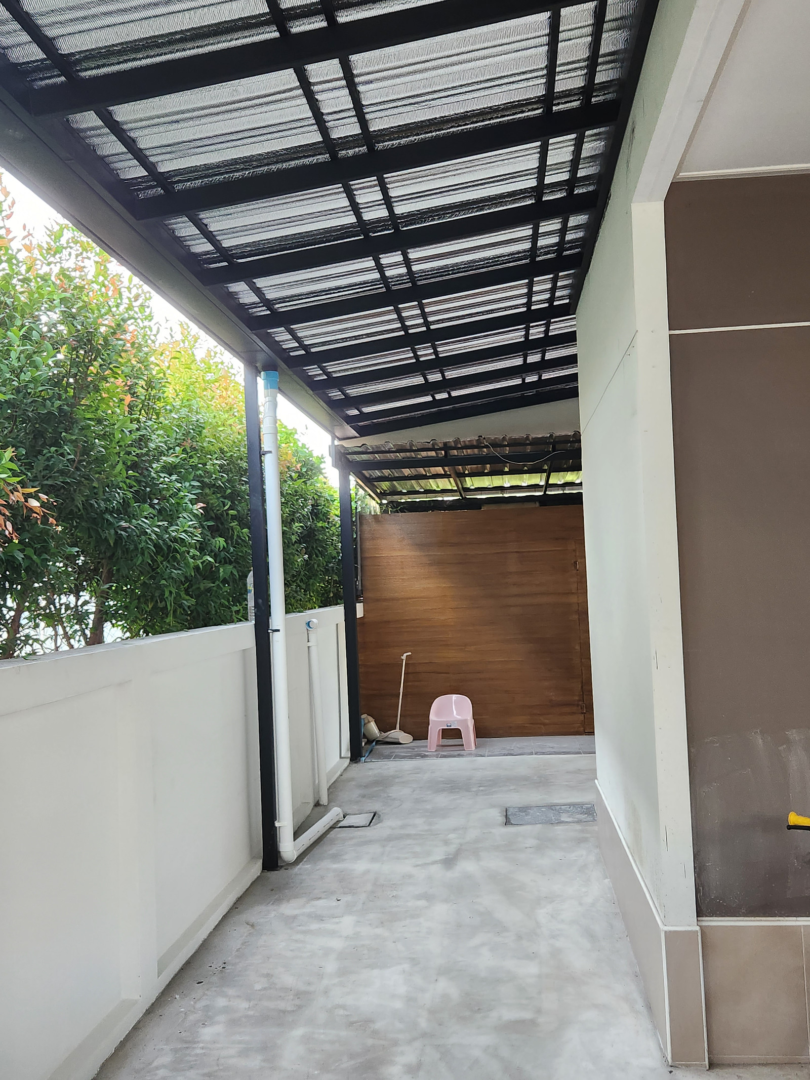 บ้านเดียว 2 ชั้น หมู่บ้านธาราวาน่า ตัวเมืองสระบุรี 3 ห้องนอน 3 ห้องน้ำ พร้อมอยู่ – รูปที่ 2