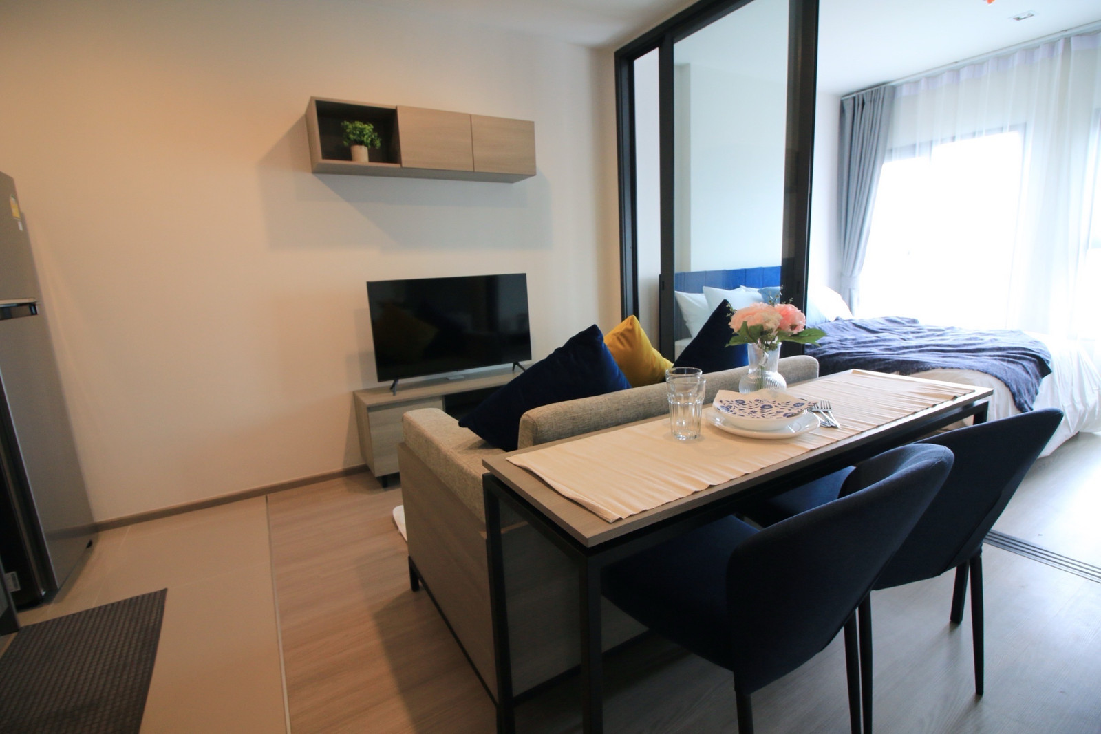 🔥 ให้เช่าคอนโด The Base เพชรบุรี–ทองหล่อ | Condo for Rent: The Base Phetchaburi–Thonglor 🔥 🚇 ใกล้ MRT เพียง 2 นาที | Only 2 minutes from MRT 🛋️ เฟอร์นิเจอร์ครบ พร้อมเข้าอยู่ | Fully furnished, ready to move in – รูปที่ 2
