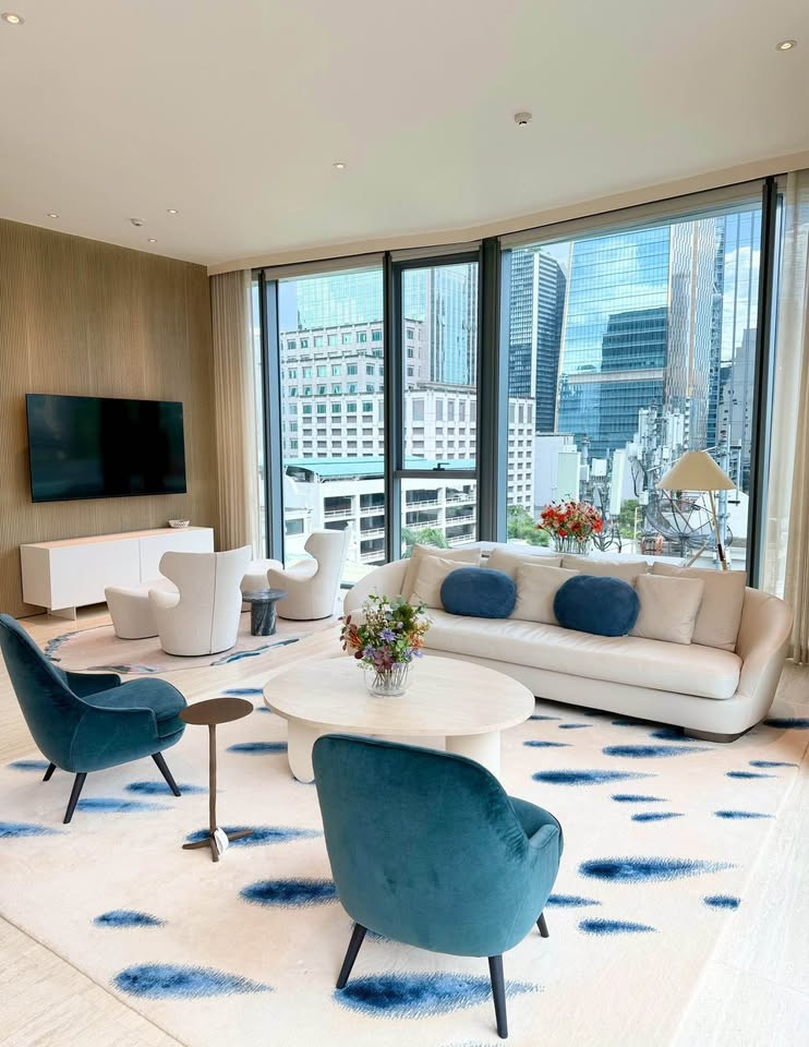 Ultra Luxury Residence at Scope Langsuan | 160 SQ.M. Ultra Luxury Residence at Scope Langsuan | 160 SQ.M.