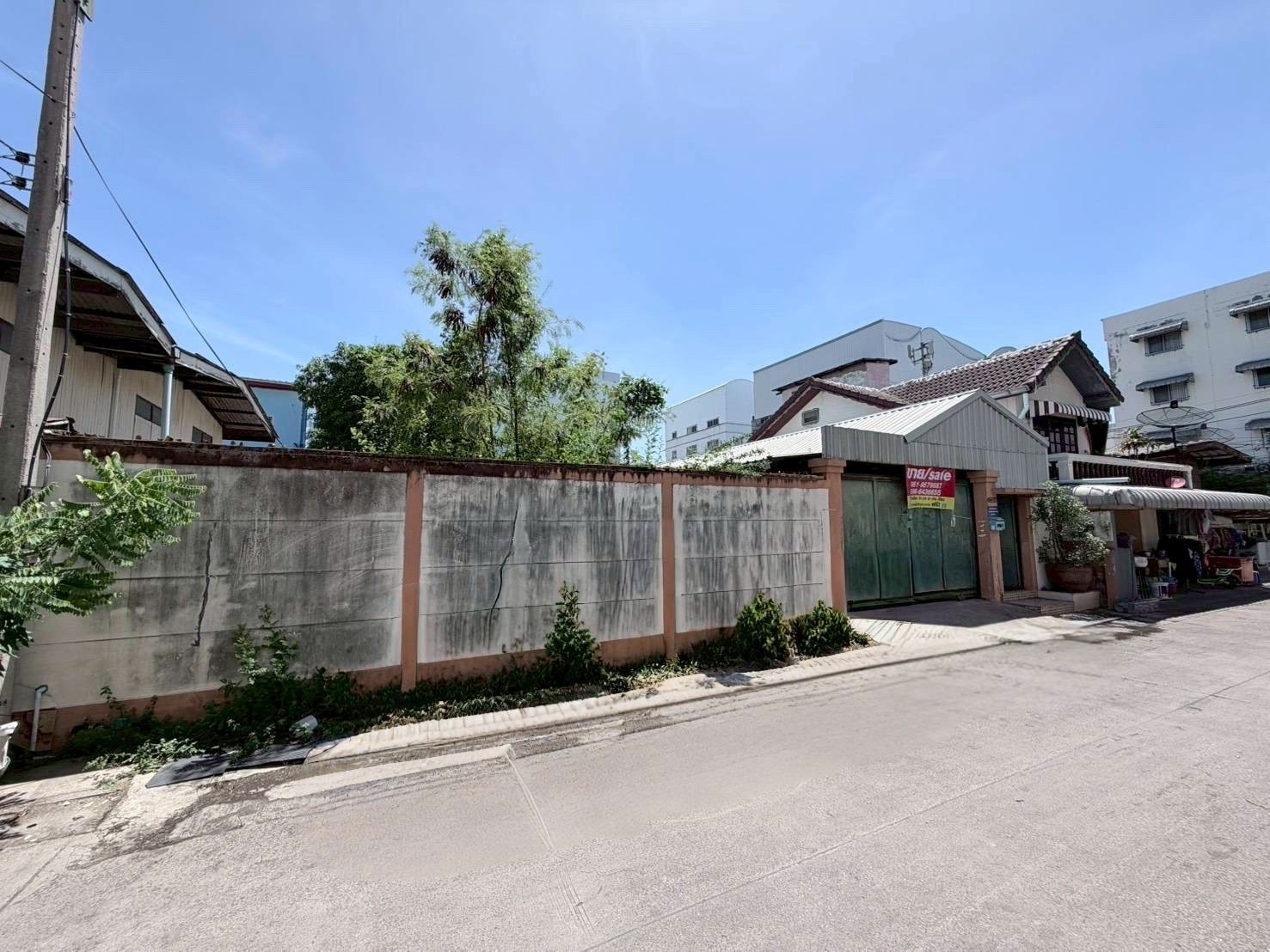 📍 Land for sale with buildings Soi Krathum Lom 31
Good location, convenient travel, suitable for residence, warehouse or business. – รูปที่ 3