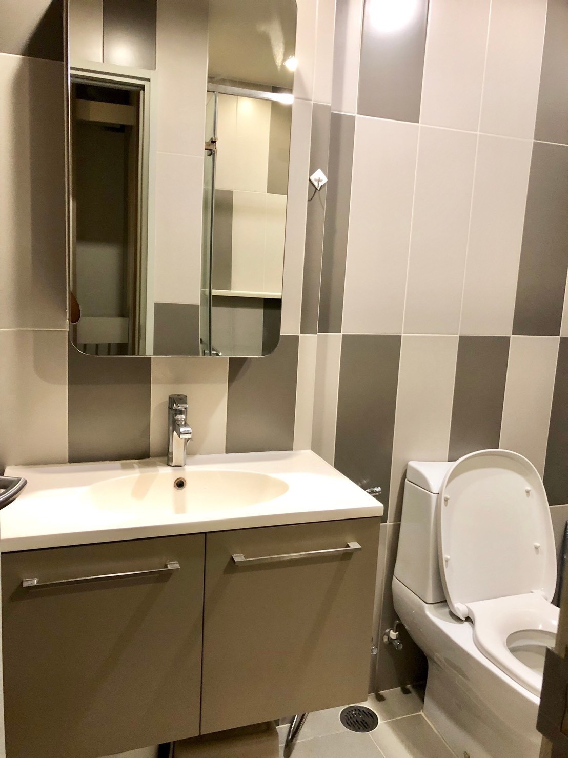 🔥For Sell : Onyx Phaholyothin 1bed 1bath 40 sqm. 4,500,000 MB.  Micky : 0650565193 – รูปที่ 4