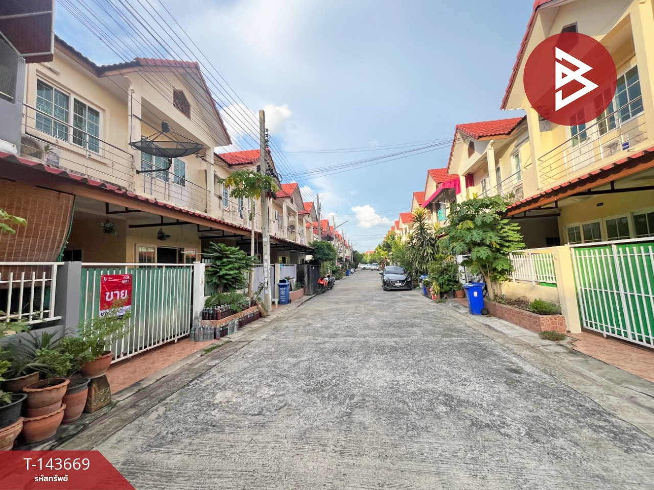 Townhouse for sale Fueang Fa Villa Village 15, Phase 2, Phraeksa, Samut Prakan, ready to move in. – รูปที่ 2