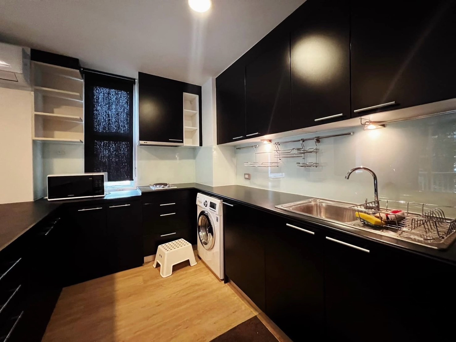 🔥 Condo for [ Rent / Sale ] – Spacious 1 Bedroom | Fully Furnished | Near BTS Ekkamai – รูปที่ 3