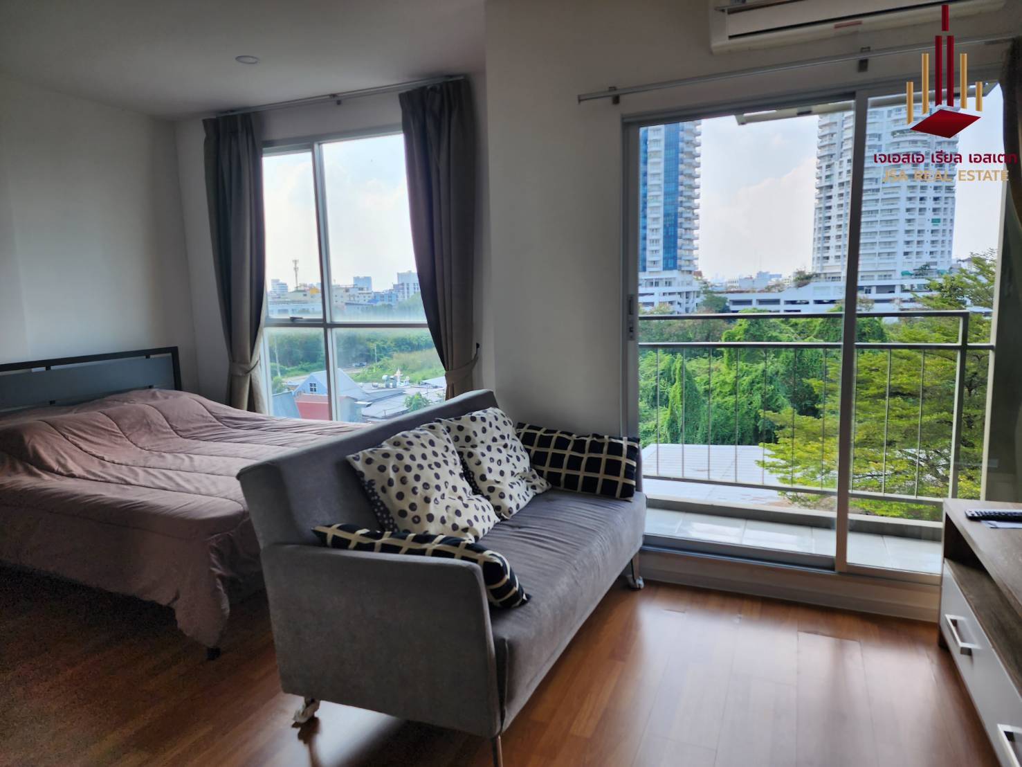 ✨ For Sale: Lumpini Place Bangna KM.3 Condo ✨ 💰 Only 1,380,000 THB