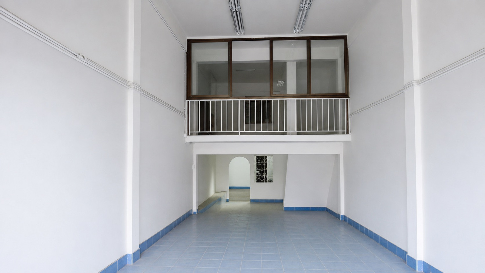 🎉 3-Storey Commercial Building for Sale – Only 5 Minutes from Silpakorn University!
Only THB 3.5 Million – Free Transfer Fee!

📍 Located near Malai Maen Intersection, Mueang Nakhon Pathom District, Nakhon Pathom, Thailand. – รูปที่ 3