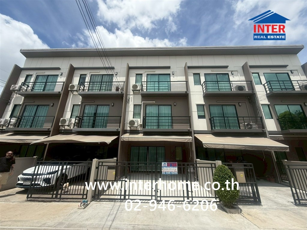 ทาวน์โฮม 3 ชั้น 17 ตร.ว. หมู่บ้านกลางเมือง ศรีนครินทร์ – อ่อนนุช ซอยอ่อนนุช70/1 ถนนสุขุมวิท77 ถนนอ่อนนุช เขตประเวศ กรุงเทพมหานคร ทาวน์โฮม 3 ชั้น 17 ตร.ว. หมู่บ้านกลางเมือง ศรีนครินทร์ – อ่อนนุช ซอยอ่อนนุช70/1 ถนนสุขุมวิท77 ถนนอ่อนนุช เขตประเวศ กรุงเทพมหานคร