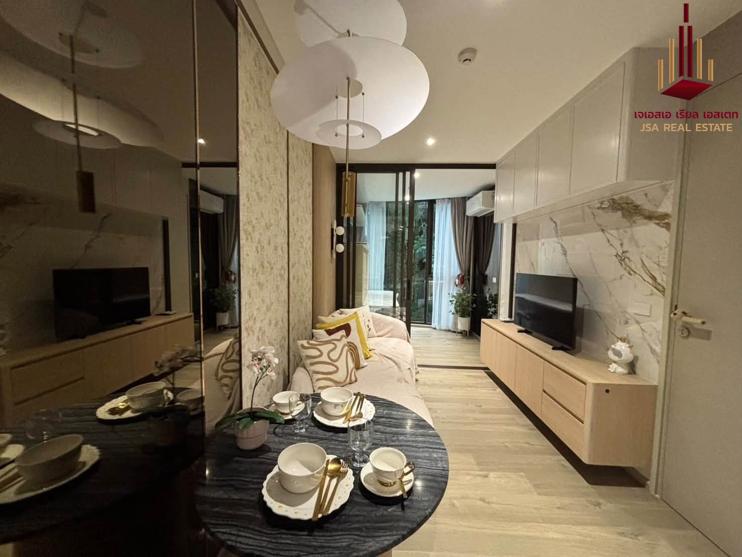 ✨ For Rent: FYNN Asoke Condo ✨ 💰 Only  40,000 THB/month