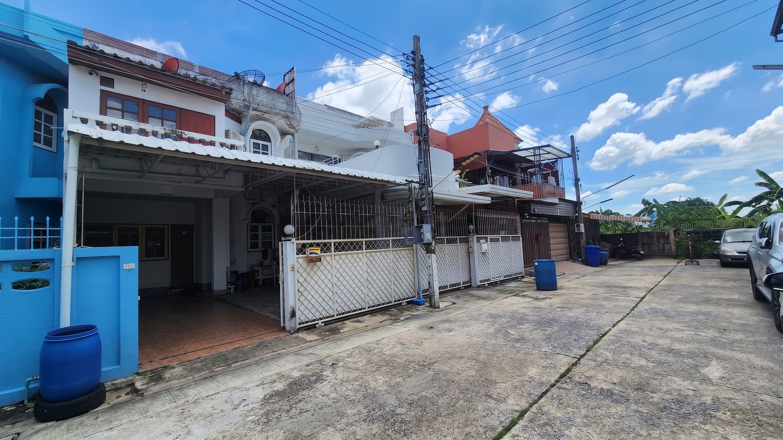 ขายทาวน์เฮ้าส์ ม.ชลาธร 31 ตร.ว. พระราม 3 - 41 (สาธุประดิษฐ์ 57) บ้านใหญ่ ทำเลดี – รูปที่ 2
