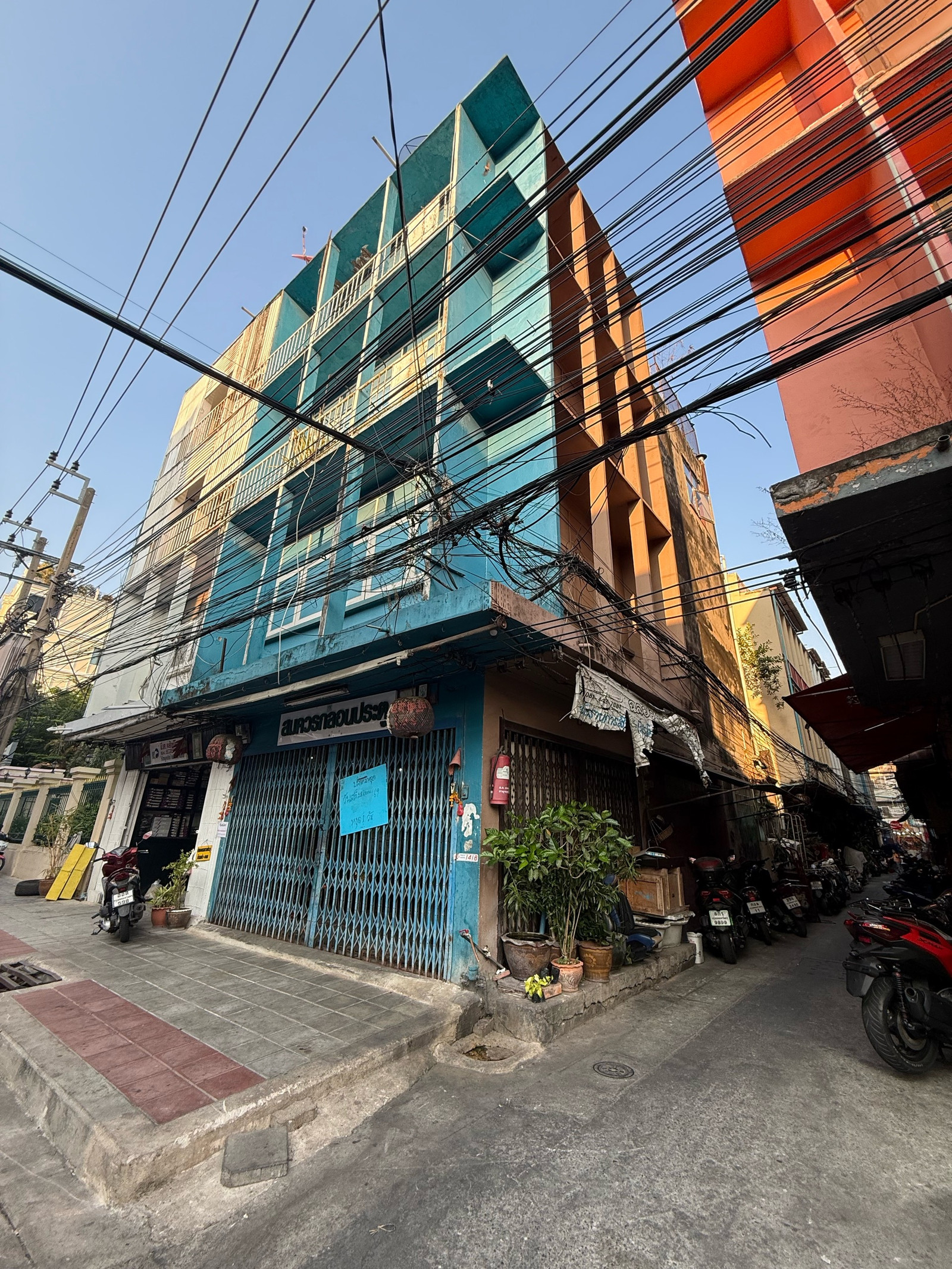 ขายที่ดินติดถนนรองเมือง ซ.5 ย่านบรรทัดทอง 338.07 ตรว.พร้อมอาคาร 26 หลัง – รูปที่ 3
