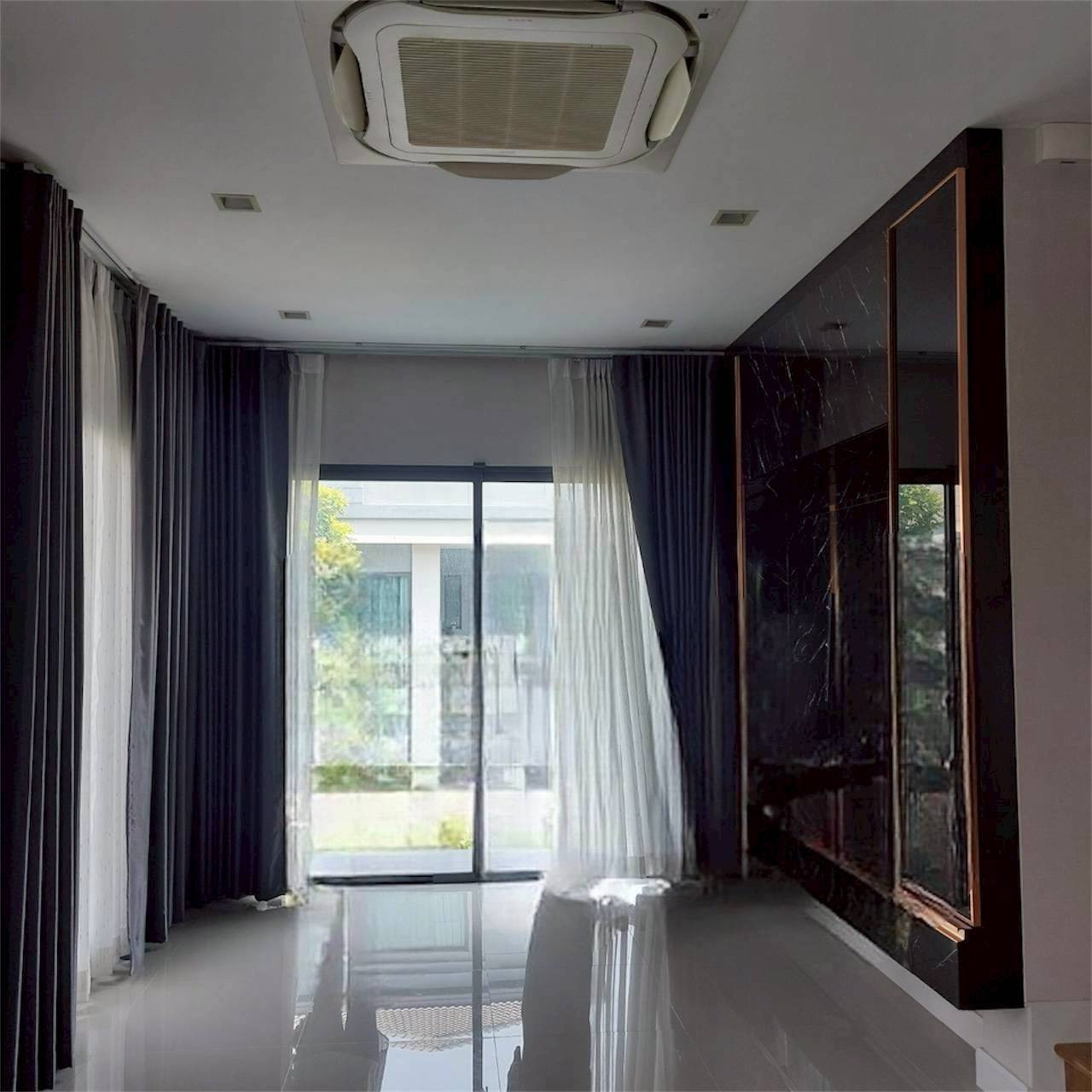 ขายบ้านสุดพิเศษ "VENUE WESTGATE" ขายตำกว่าทุน