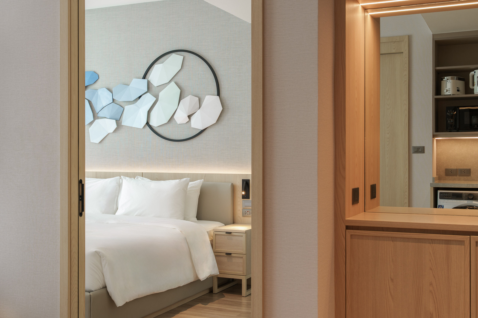 Target Estate Residences Langsuan - 2 Bedroom Suite ทาร์เก็ต เอสเตท เรสซิเดนเซส หลังสวน [+weekly housekeeping & wi-fi] – รูปที่ 3