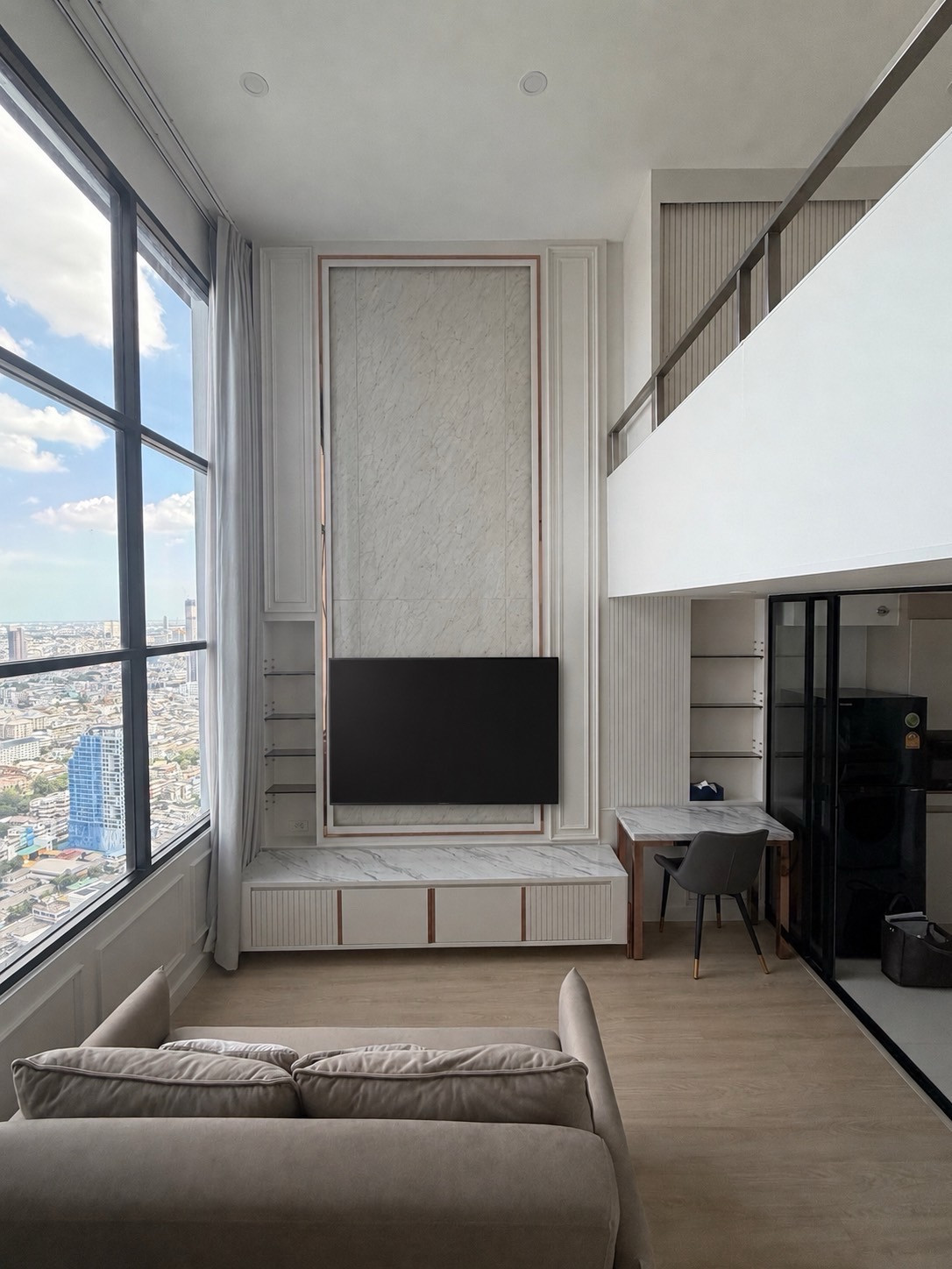 ให้เช่า Knightsbridge Prime Sathorn
ให้เช่า Knightsbridge Prime Sathorn