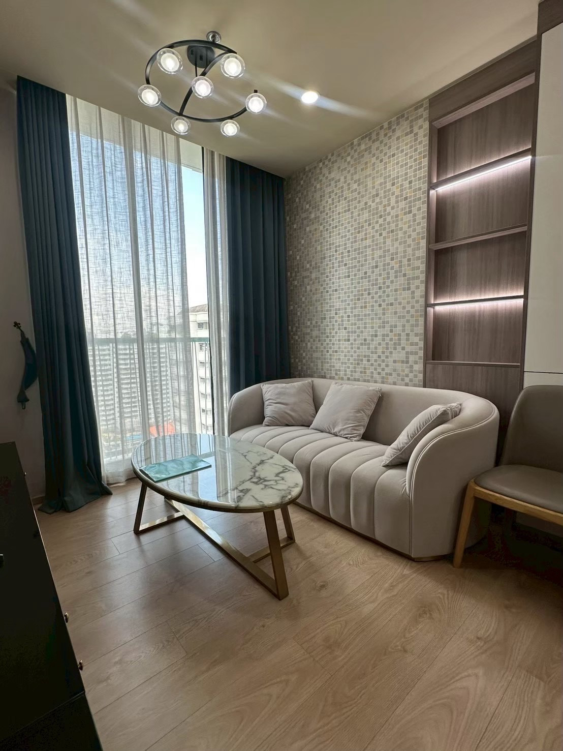 Condo for rent in the heart of Asoke Condo for rent in the heart of Asoke