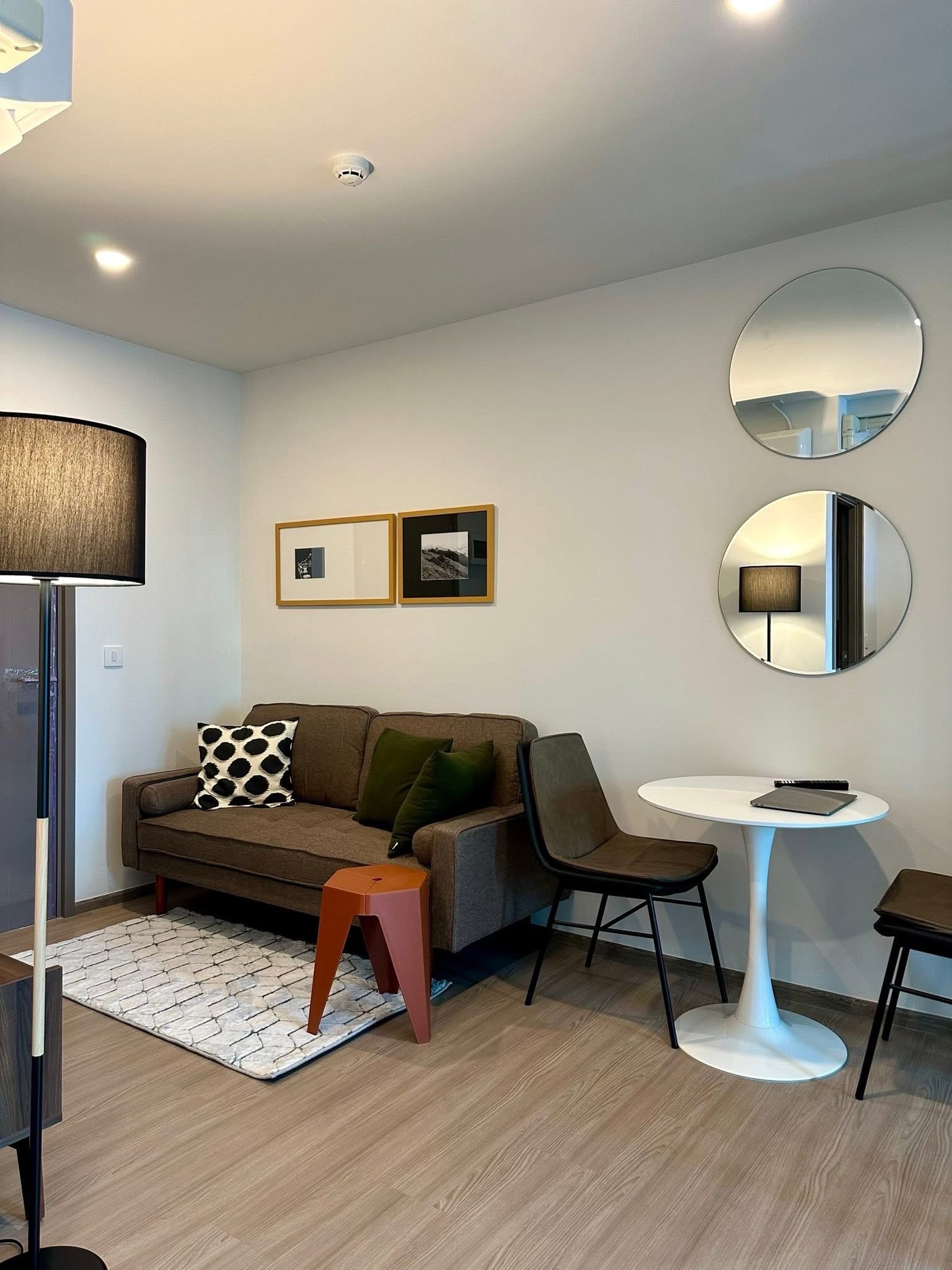 🌿✨ Aspire Ratchayothin | New room decorated in Contemporary style 🤍 Open view, south direction, not hot 🚇 Near BTS only 300 m. Ready to move in 01/07/2026 – รูปที่ 2