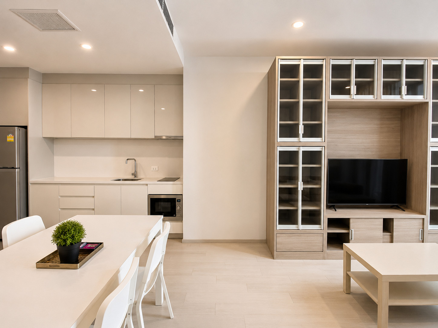 Noble Ploenchit | 1 BR | Direct BTS Ploenchit Access Noble Ploenchit | 1 BR | Direct BTS Ploenchit Access