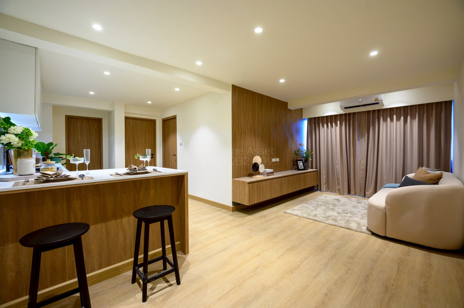 For sale: Eastwood Park On Nut 36 * Beautiful room, fully decorated, new electrical and plumbing systems throughout the room! For sale: Eastwood Park On Nut 36 * Beautiful room, fully decorated, new electrical and plumbing systems throughout the room!