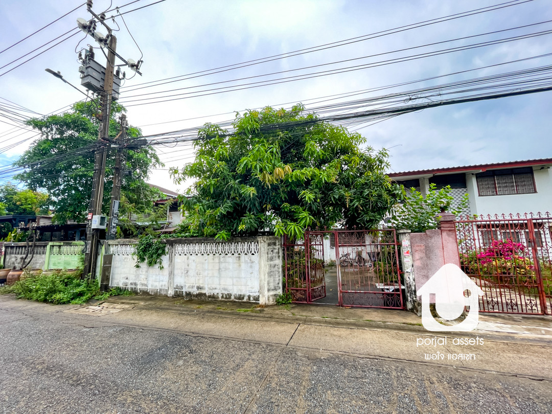 ขายบ้านแฝด เคหะนคร 1 เขตประเวศ บ้าน 3 ห้องนอน 63 ตร.วา 220 ตร.ม. ใกล้สวนหลวง ร.9 ขายบ้านแฝด เคหะนคร 1 เขตประเวศ บ้าน 3 ห้องนอน 63 ตร.วา 220 ตร.ม. ใกล้สวนหลวง ร.9