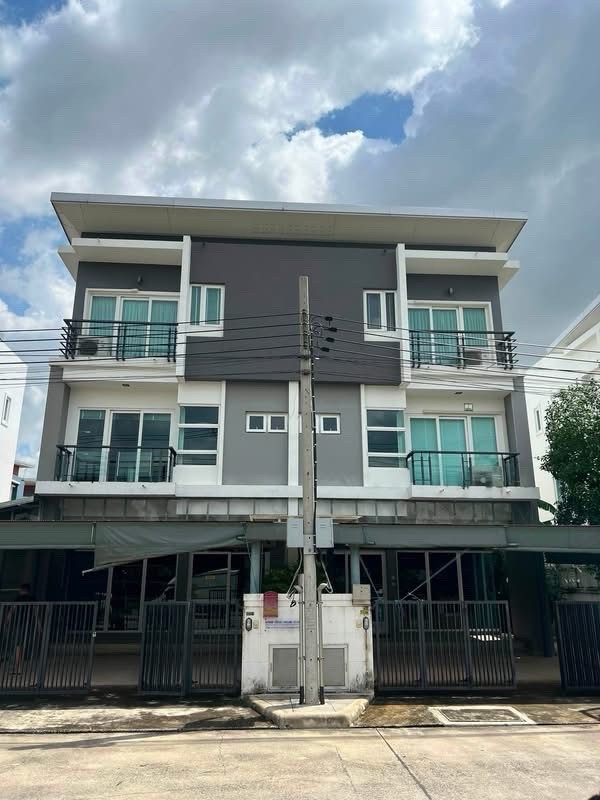 🏢 Home Office / Semi-Detached House for Rent 📍 Chuan Chuen Modus Vibhavadi