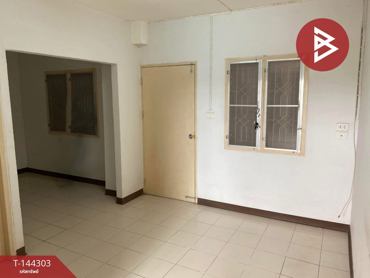 Condo for sale, Eua-Athorn Romklao 2, Lat Krabang, Bangkok, with tenant.