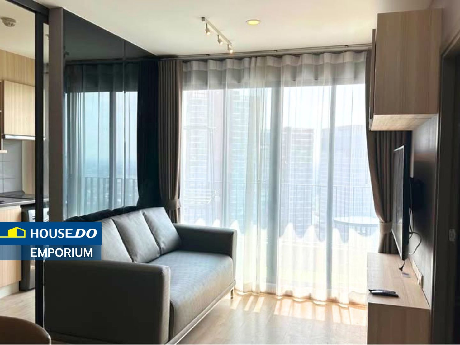 🍀 For Sale: IDEO O2 Condominium📍 Near BTS Bang Na Station
