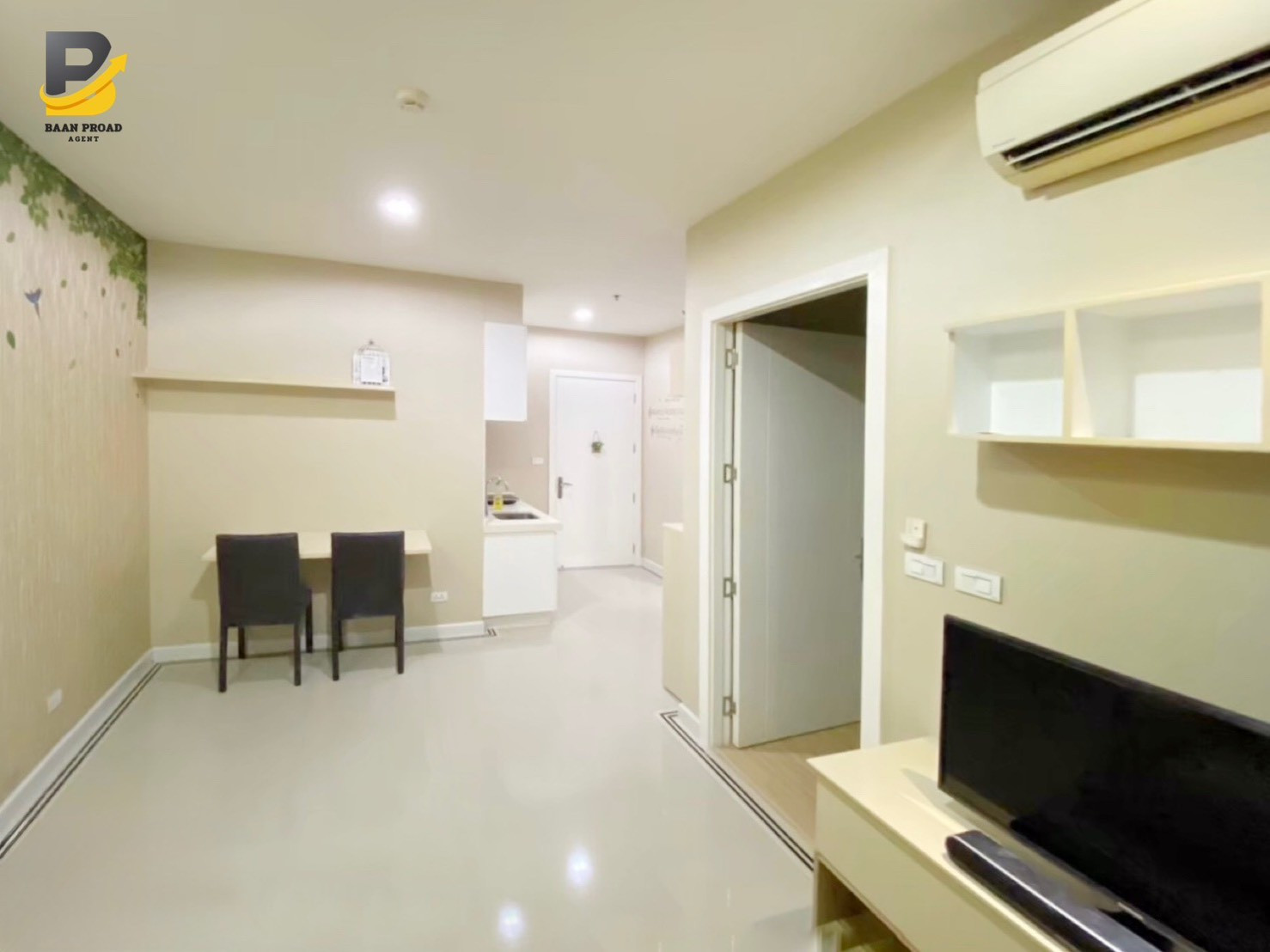 For sale with tenant TC Green Rama 9: TC Green Rama 9, Huai Khwang, Bangkok, Building C, area 35 sq m., convenient travel, near the expressway and MRT subway. For sale with tenant TC Green Rama 9: TC Green Rama 9, Huai Khwang, Bangkok, Building C, area 35 sq m., convenient travel, near the expressway and MRT subway.