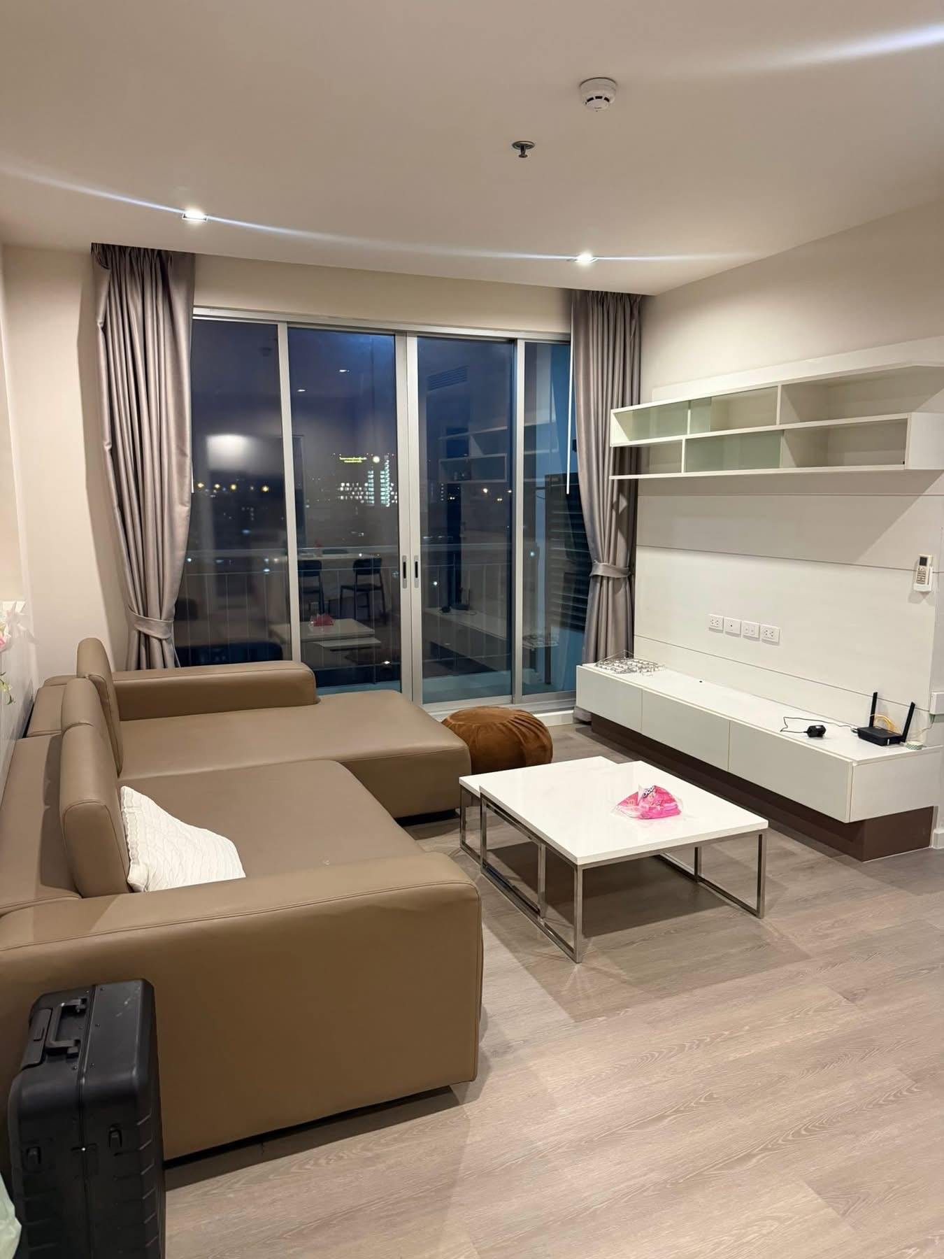 Condo for Rent at The Room Ratchaphruek, Near BTS Pho Nimit, 2 Bedrooms, 78.4 Sq.m., Corner Unit, Rental Price 28,000 THB/Month Condo for Rent at The Room Ratchaphruek, Near BTS Pho Nimit, 2 Bedrooms, 78.4 Sq.m., Corner Unit, Rental Price 28,000 THB/Month