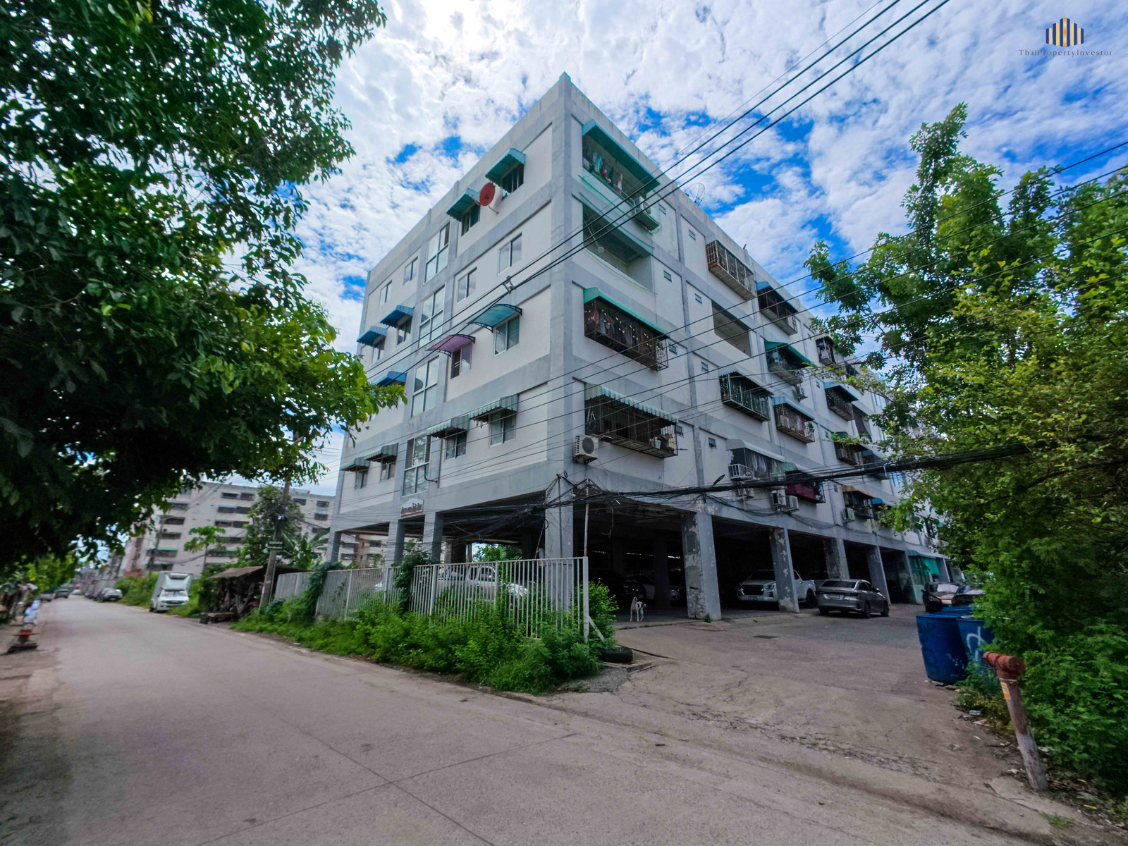 Urgent Sale! Spacious 2-Bedroom Unit at Sinapha Condominium Sinapha Condominium Khlong Luang: Large 42.15 sq.m. unit with 2 bedrooms. Features an East-facing balcony with an unobstructed view. Perfectly suited for residential living or as a high-potential Urgent Sale! Spacious 2-Bedroom Unit at Sinapha Condominium Sinapha Condominium Khlong Luang: Large 42.15 sq.m. unit with 2 bedrooms. Features an East-facing balcony with an unobstructed view. Perfectly suited for residential living or as a high-potential