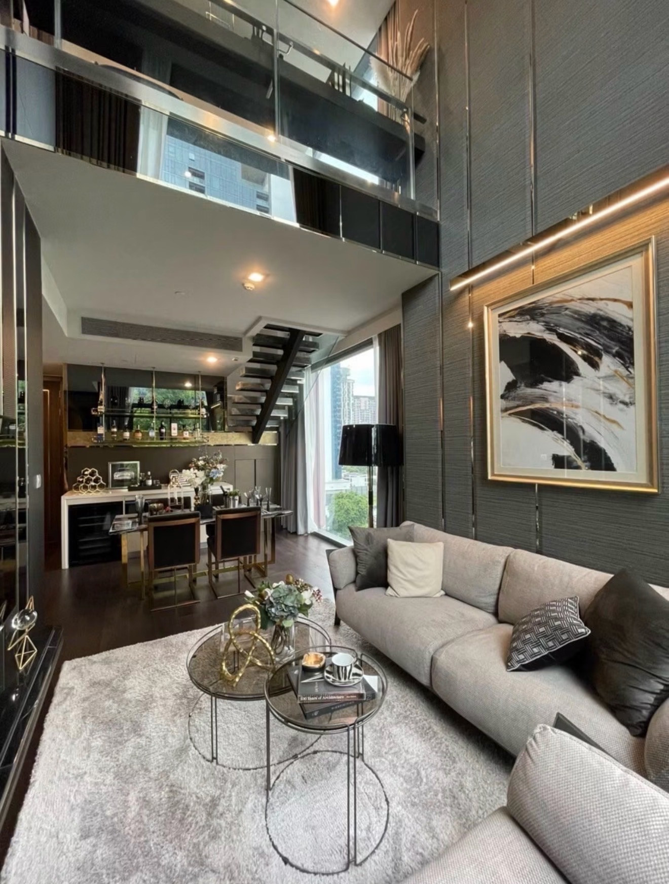 ขาย/เช่า คอนโด Laviq Sukhumvit 57 ห้อง Duplex มุม ชั้นสูง ใกล้ BTS ทองหล่อ 200 เมตร ขนาดใหญ่ 2 ห้องนอน พร้อมที่จอดรถ
ขาย/เช่า คอนโด Laviq Sukhumvit 57 ห้อง Duplex มุม ชั้นสูง ใกล้ BTS ทองหล่อ 200 เมตร ขนาดใหญ่ 2 ห้องนอน พร้อมที่จอดรถ