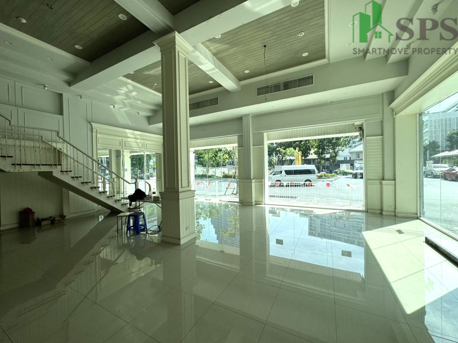 ให้เช่า พื้นที่ร้านค้า ติดถนนใหญ่ ทำเลสีลม-สาทร (SPSSR283) ให้เช่า พื้นที่ร้านค้า ติดถนนใหญ่ ทำเลสีลม-สาทร (SPSSR283)