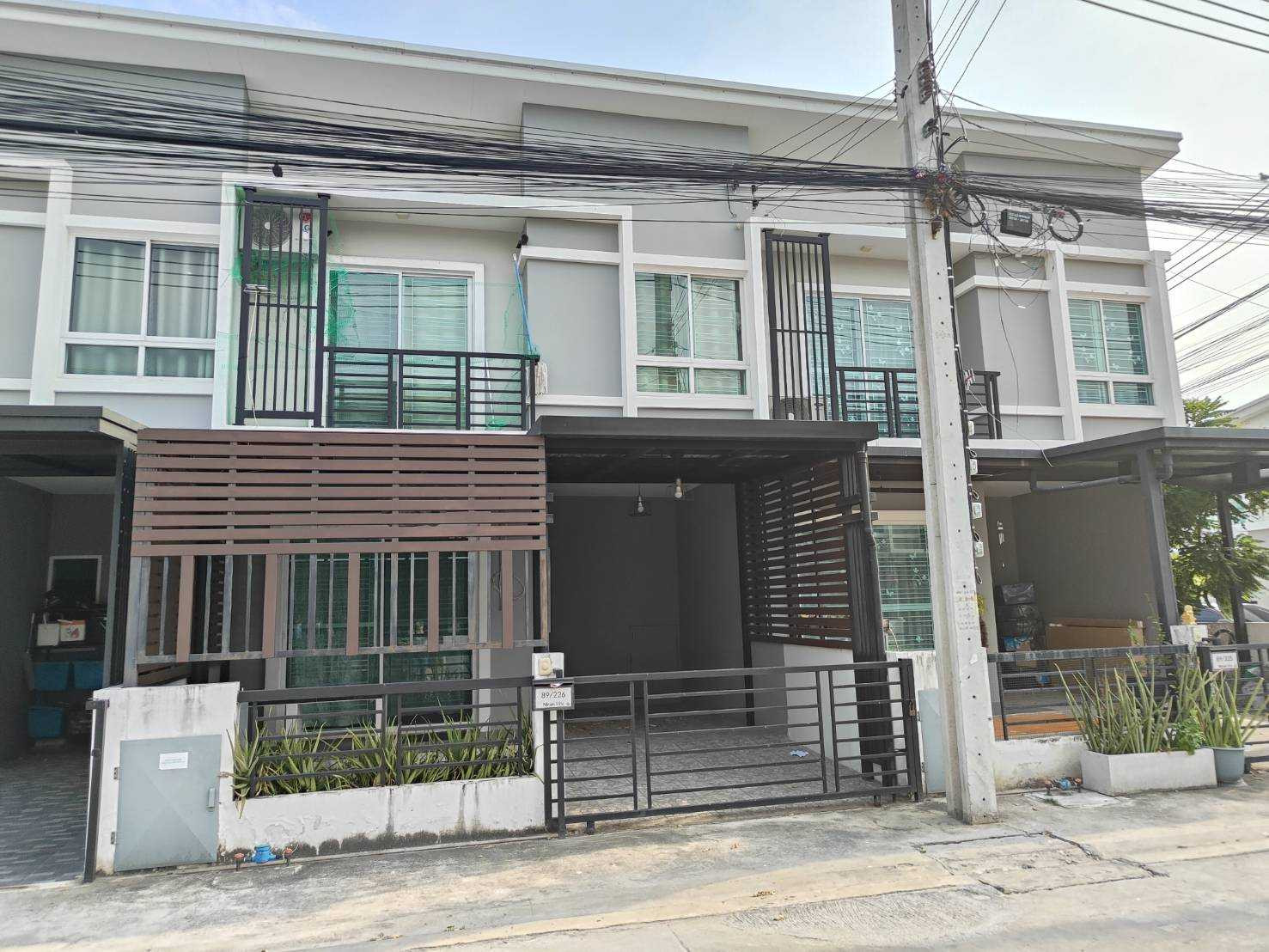 ขายบ้านทาวน์เฮ้าท์ 2 ชั้น โครงการ นิรันทร์ วิวล์ 59 ขายบ้านทาวน์เฮ้าท์ 2 ชั้น โครงการ นิรันทร์ วิวล์ 59