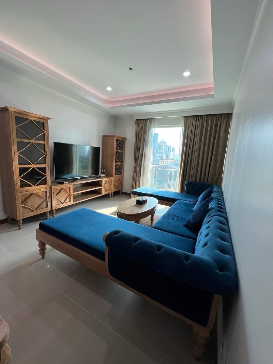 Supalai Elite Phayathai 📍Prime location near BTS Phaya Thai & Airport Rail Link Ratchaprarop
Supalai Elite Phayathai 📍Prime location near BTS Phaya Thai & Airport Rail Link Ratchaprarop