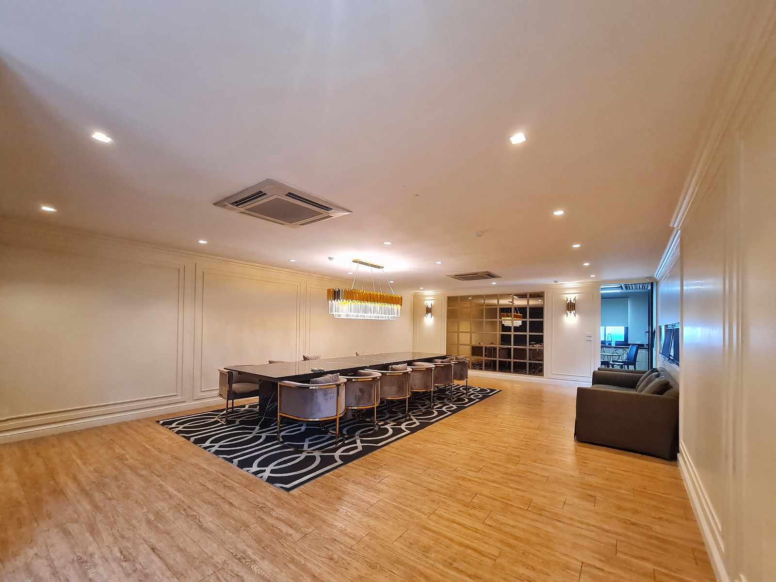 อาคาร 5 ชั้นให้เช่า ซอยทองหล่อ /5-Storey Building for Rent in Thonglor (ID: LUX-0048) – รูปที่ 2