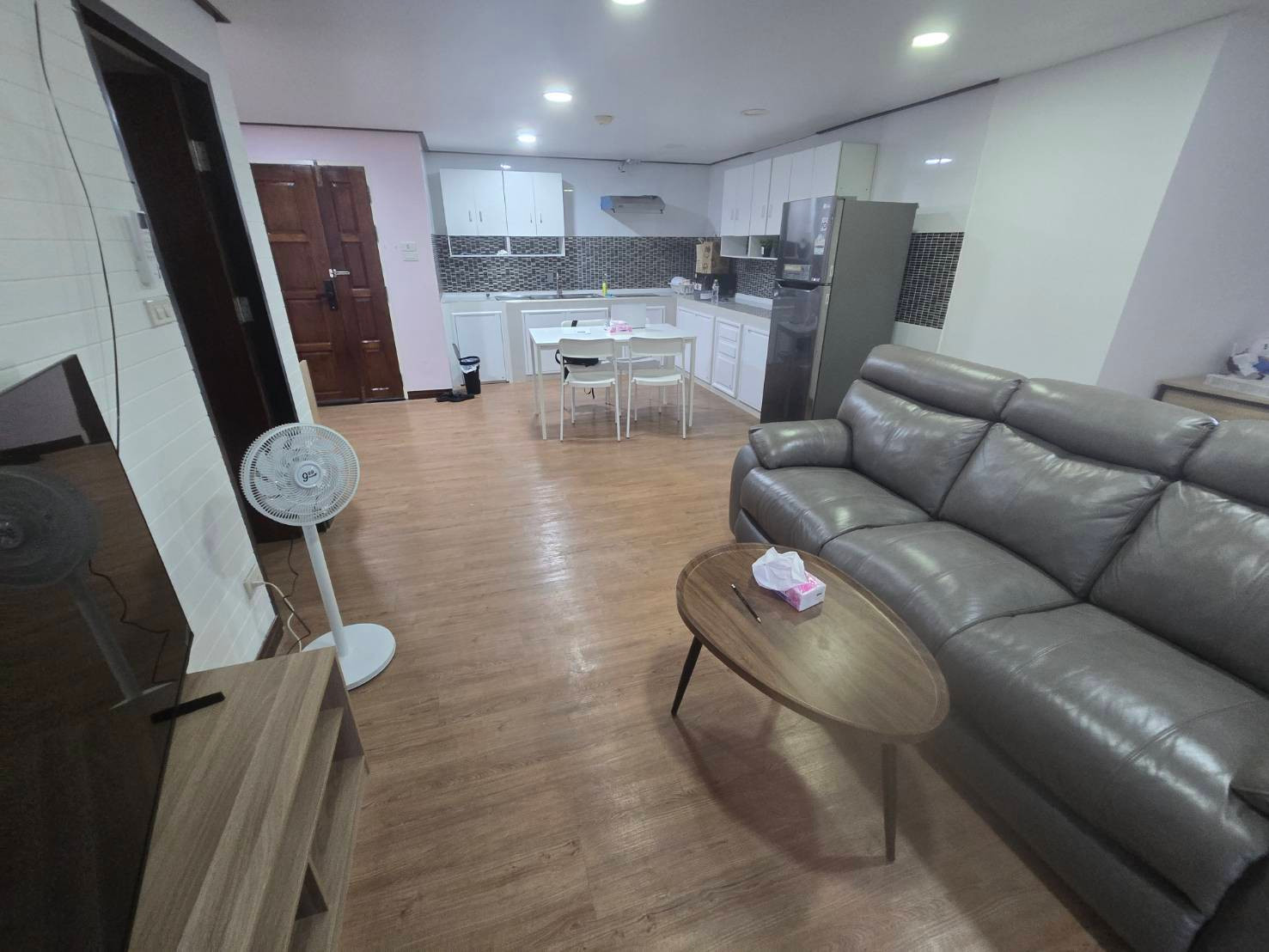 Charoenakorn River Place  for rent 110sqm 3beds 3baths 27,000 per month – รูปที่ 2