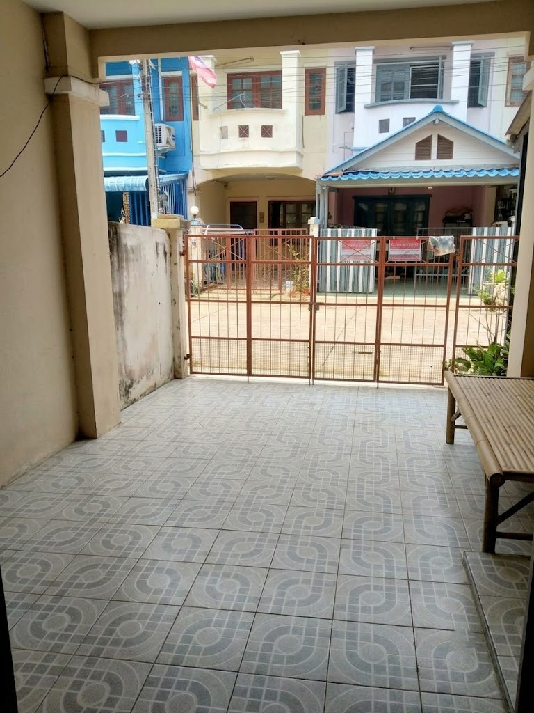 🔥 ทาวน์เฮาส์ 2 ชั้น ราคาเพียง 1 ล้าน! 🏡 หมู่บ้านศิริวรรณ-ชวนชม – รูปที่ 2